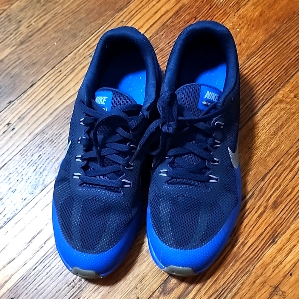Nike max dynasty 2